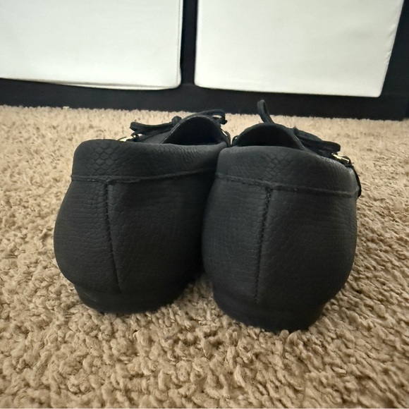 Lauren Blakwell black loafers with bow gold hardware size 6.5 business casual - Picture 4 of 6